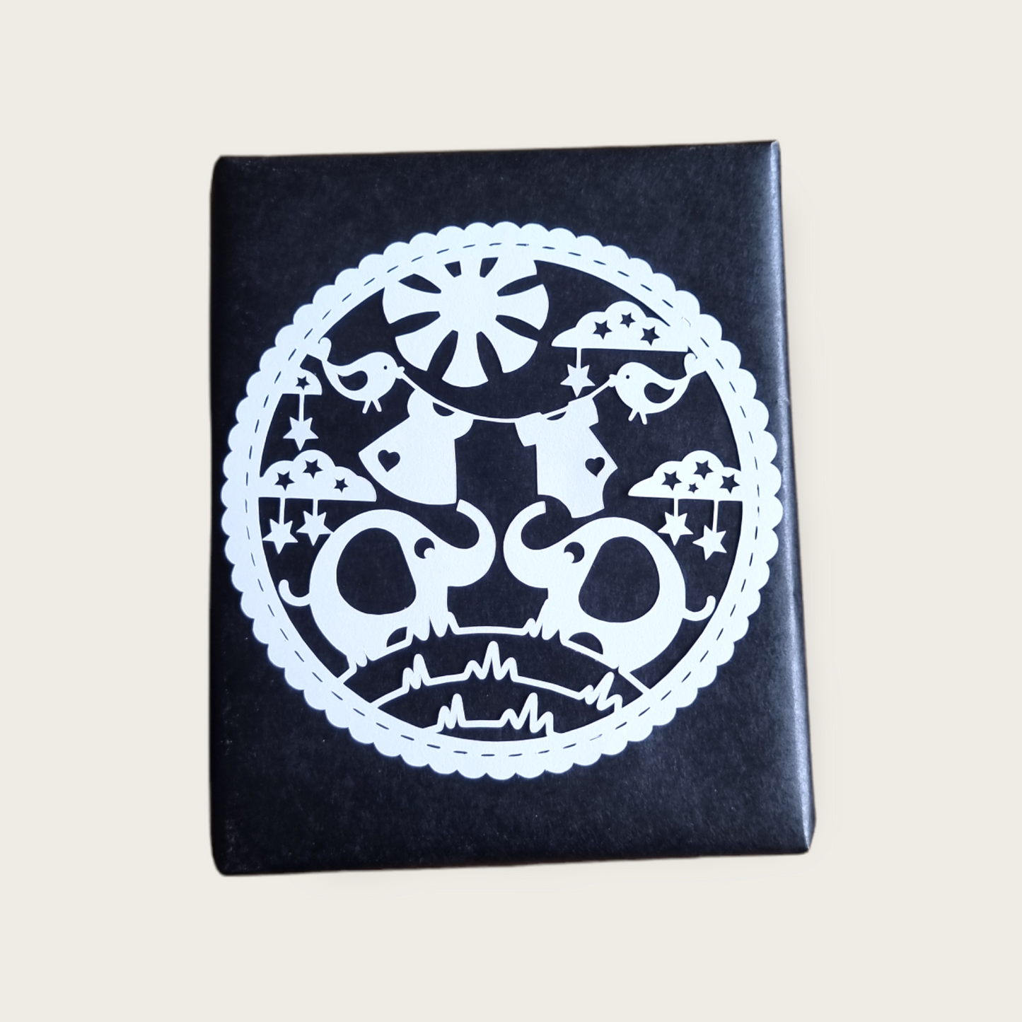 Pappersdekoration barnmotiv cirkel